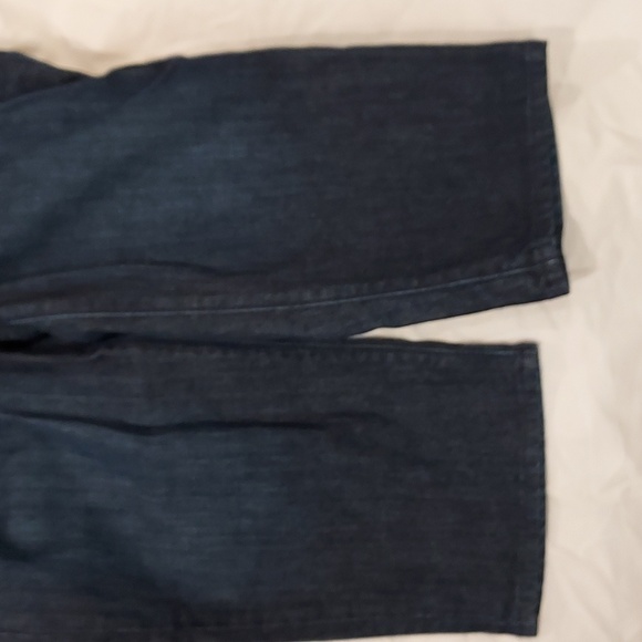 Like New! Old Navy Dark Blue Wash Demin with Front and Back Pockets Size 8 - Picture 3 of 10